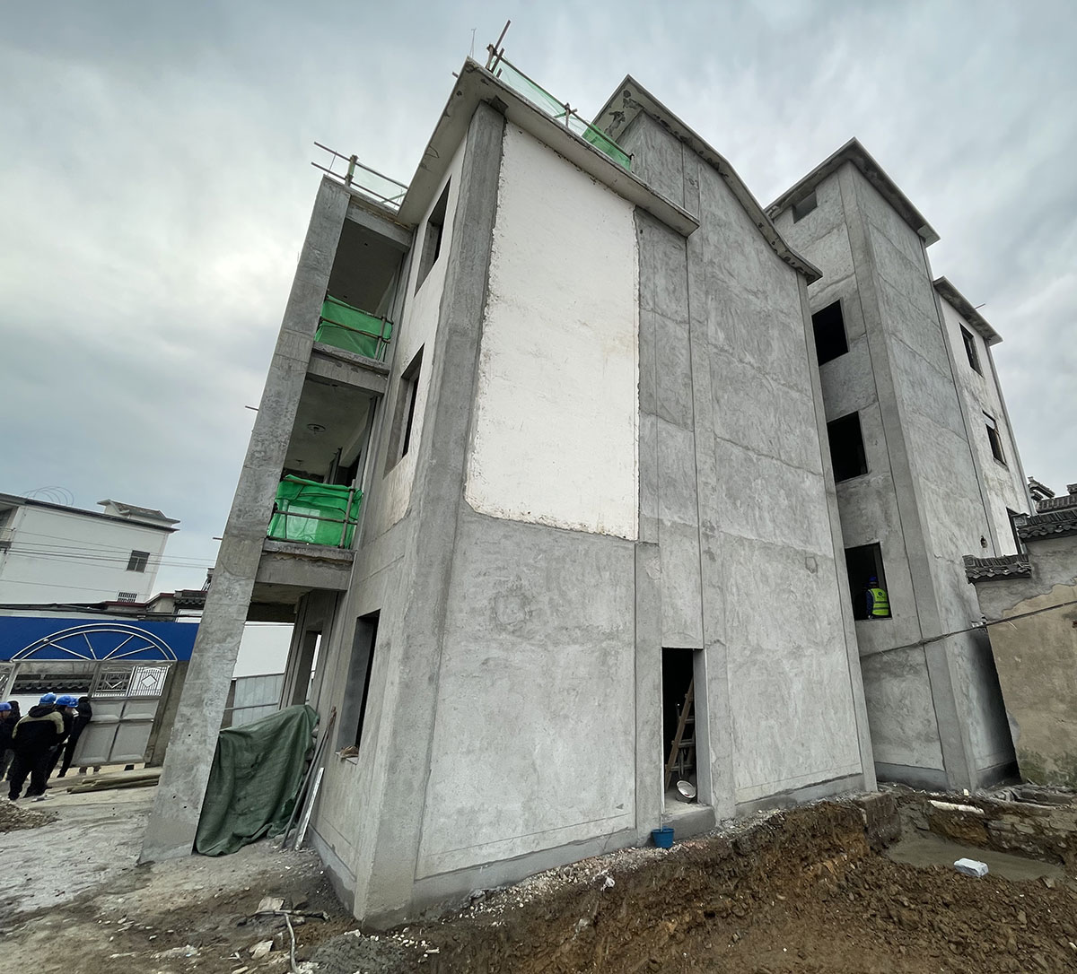 黨建引領(lǐng)進(jìn)工地，支部聯(lián)動(dòng)促發(fā)展